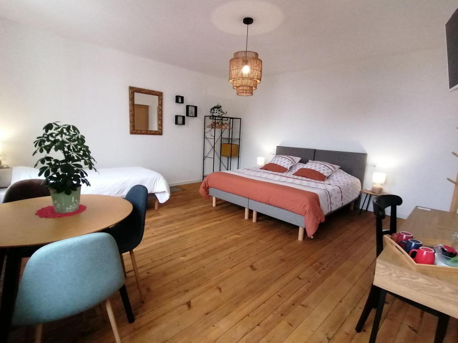 Le Relais Napoleon Bed and Breakfast Avesnes-sur-Helpe Exteriör bild