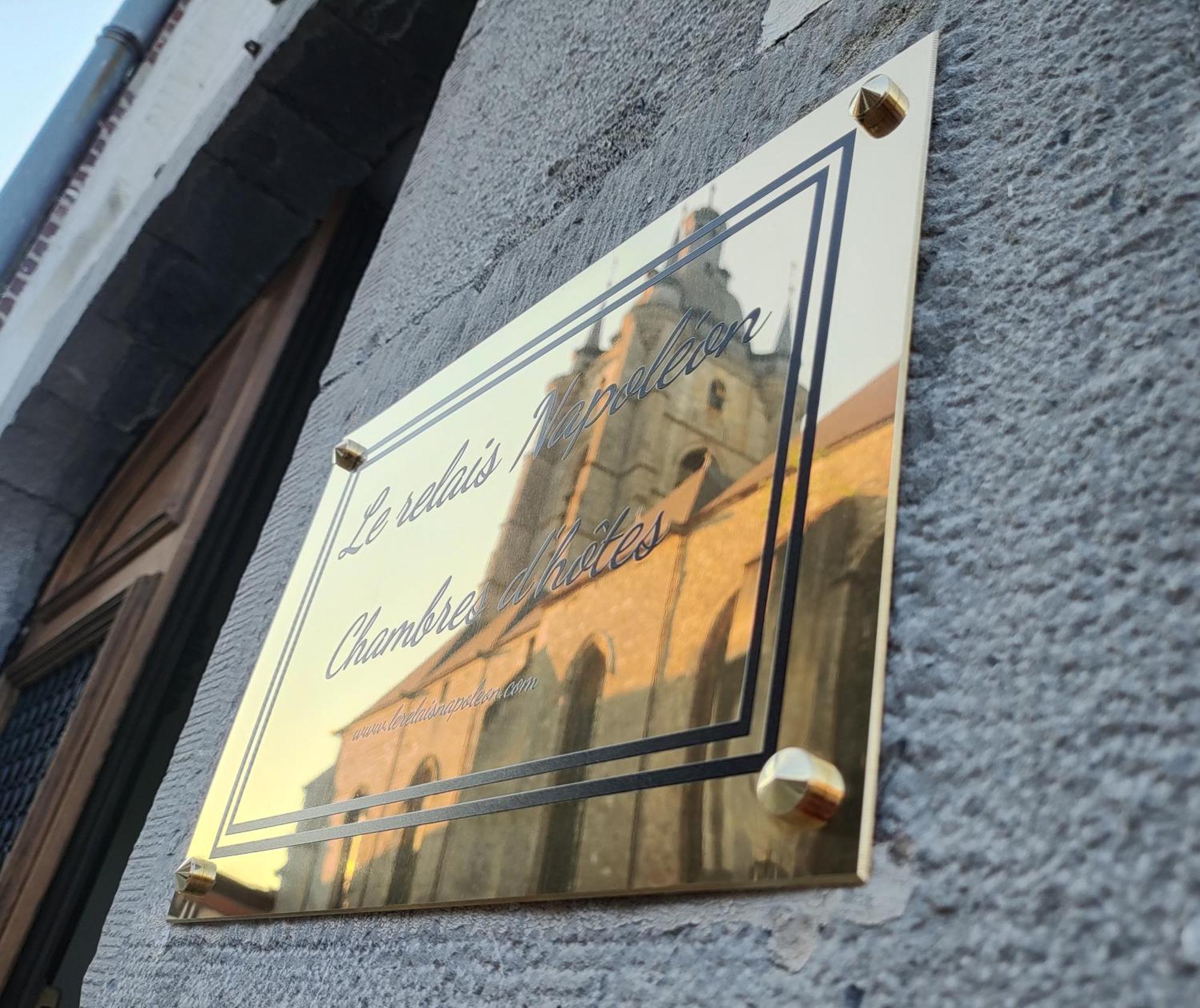 Le Relais Napoleon Bed and Breakfast Avesnes-sur-Helpe Exteriör bild